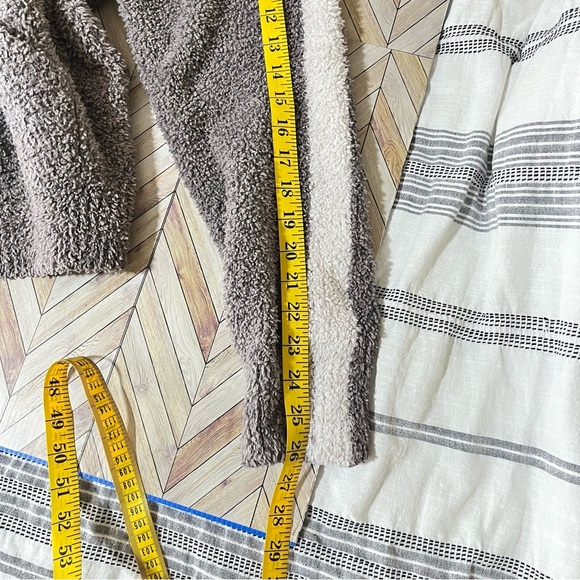 SKIMS COZY KNIT TEDDY 2 Pc Set Gray Chalk Soft Boucle Knit Snuggly Cozy Comfy - Picture 9 of 13